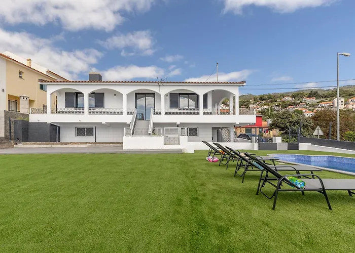 Maylily Seascape Villa